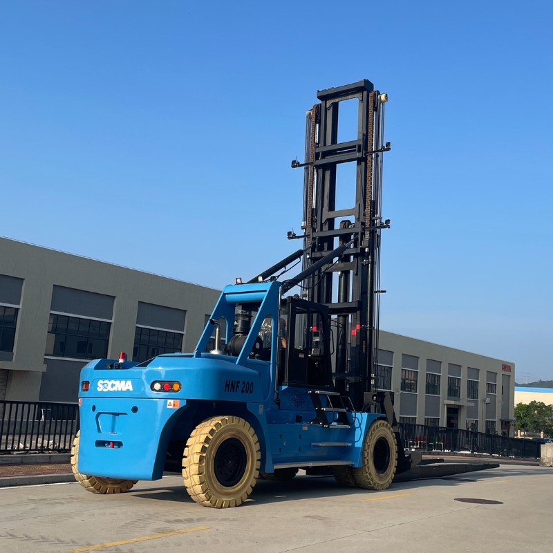 Empilhador para Marina SOCMA HNF-200 para Elevação de Barcos em Marinas